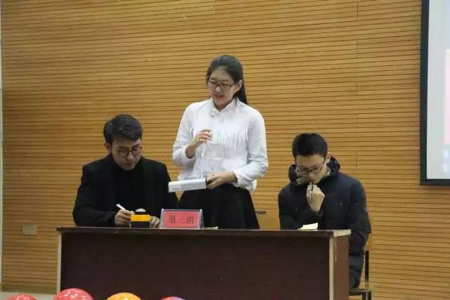 趣味生活化学安全知识_趣味化学知识安全生活教案_趣味化学与生活
